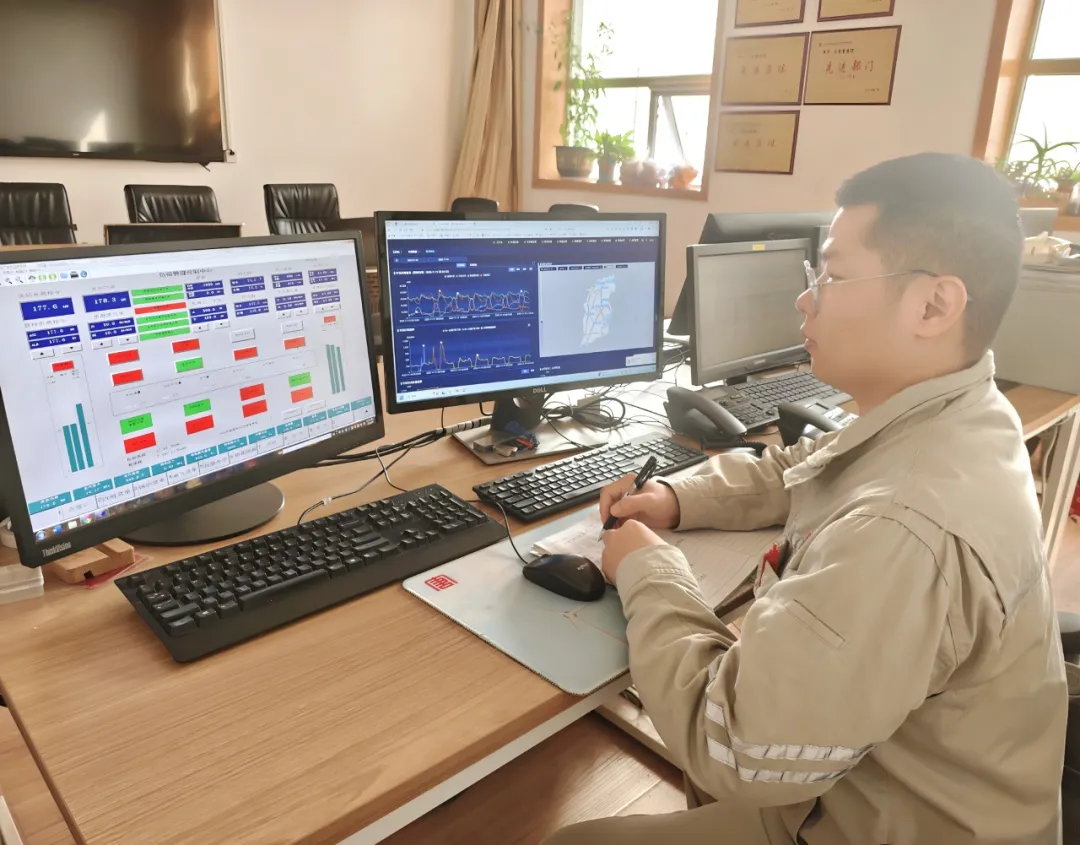 【大唐美 工人美 劳动...