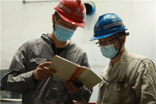 3.青年职工充当“排头兵、主人翁”角色 助力企业安全稳定 (1).JPG